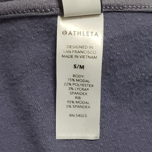 Athleta Ethereal Cocoon Wrap Cardigan Purple Sz S/M - Picture 11 of 13